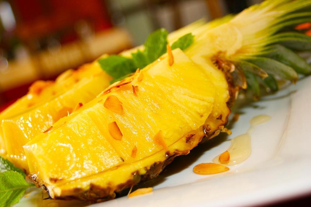 Ambrozia Etterem Es Panzio Bed & Breakfast Kazincbarcika Ngoại thất bức ảnh